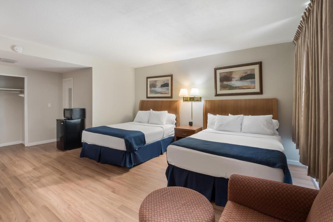 Americas Best Value Inn-Painted Post Exterior photo